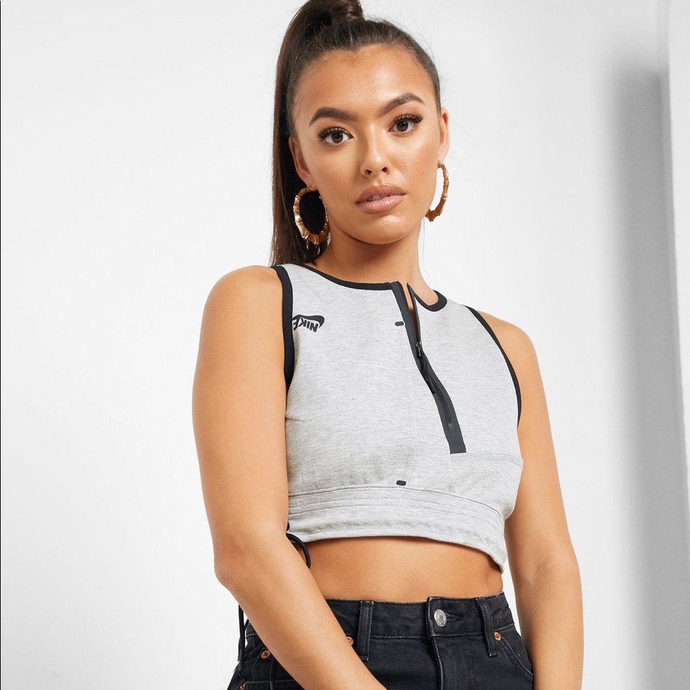 NWT NIKE Tech Fleece Crop Zippered - Grey SM
